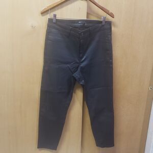 NWOT ASOS DESIGN skinny jeans in coated black w:34 l:26 HHH